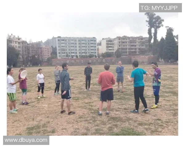 从零开始掌握飞盘技巧与配合策略的全面指南