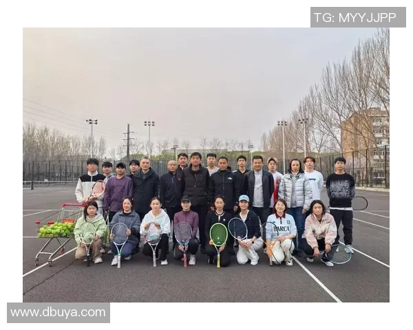 赛后分析广州网球队与西安网球队在比赛中的灵活性表现与战术调整