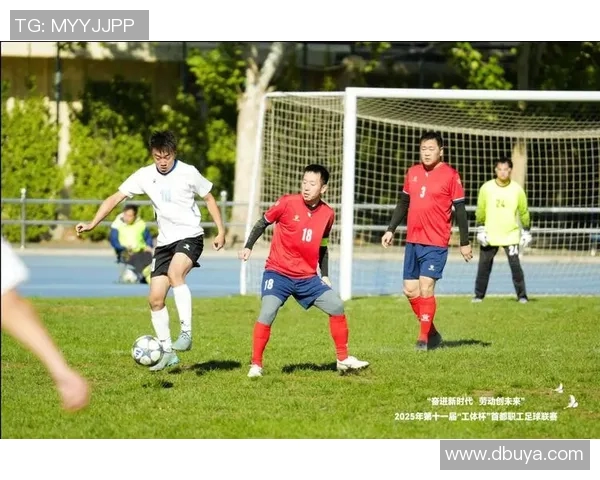 赛后分析:北京足球队与西安足球队的表现与状态对比探讨 赛后分析:北京足球队与西安足球队的表现与状态对比探讨