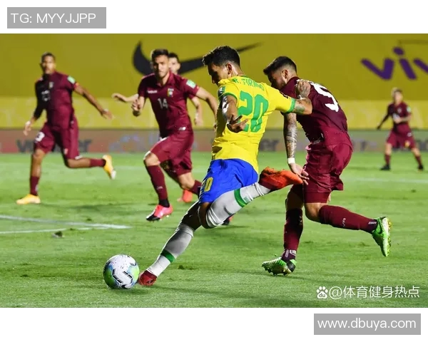 足球明星小腿围度揭秘运动员体型与表现之间的关系分析