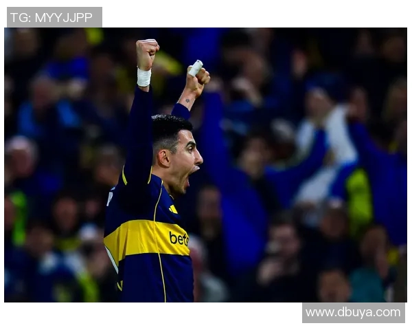 足球明星齐聚看秀视频软件带你领略时尚与运动的完美结合